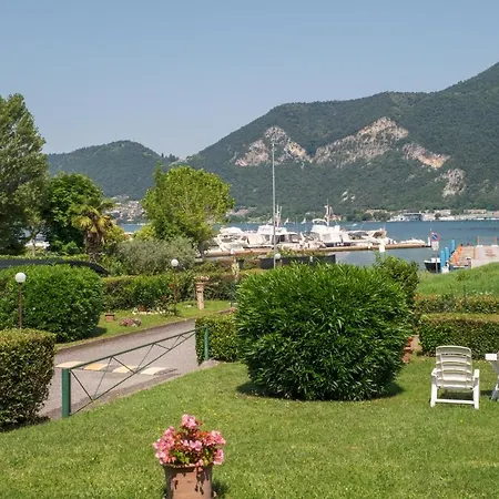 Interno 2 * Iseo